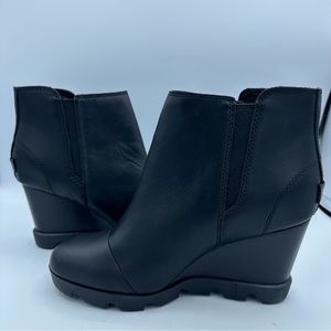 SOREL Joan Uptown Waterproof Zip Bootie